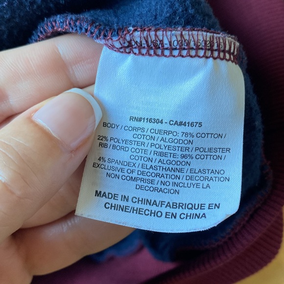 Converse Hoodie Size Large - Picture 6 of 7